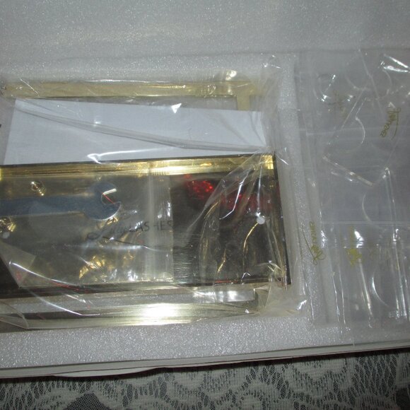 Lilly Lashes/Lash Wardrobe - Picture 9 of 11